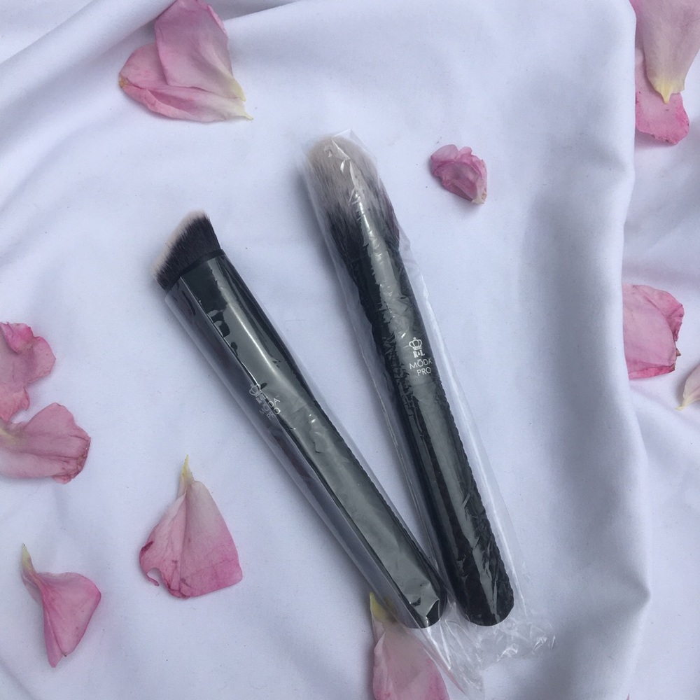 Moda Pro • Blush & chisel brushes, set of 2